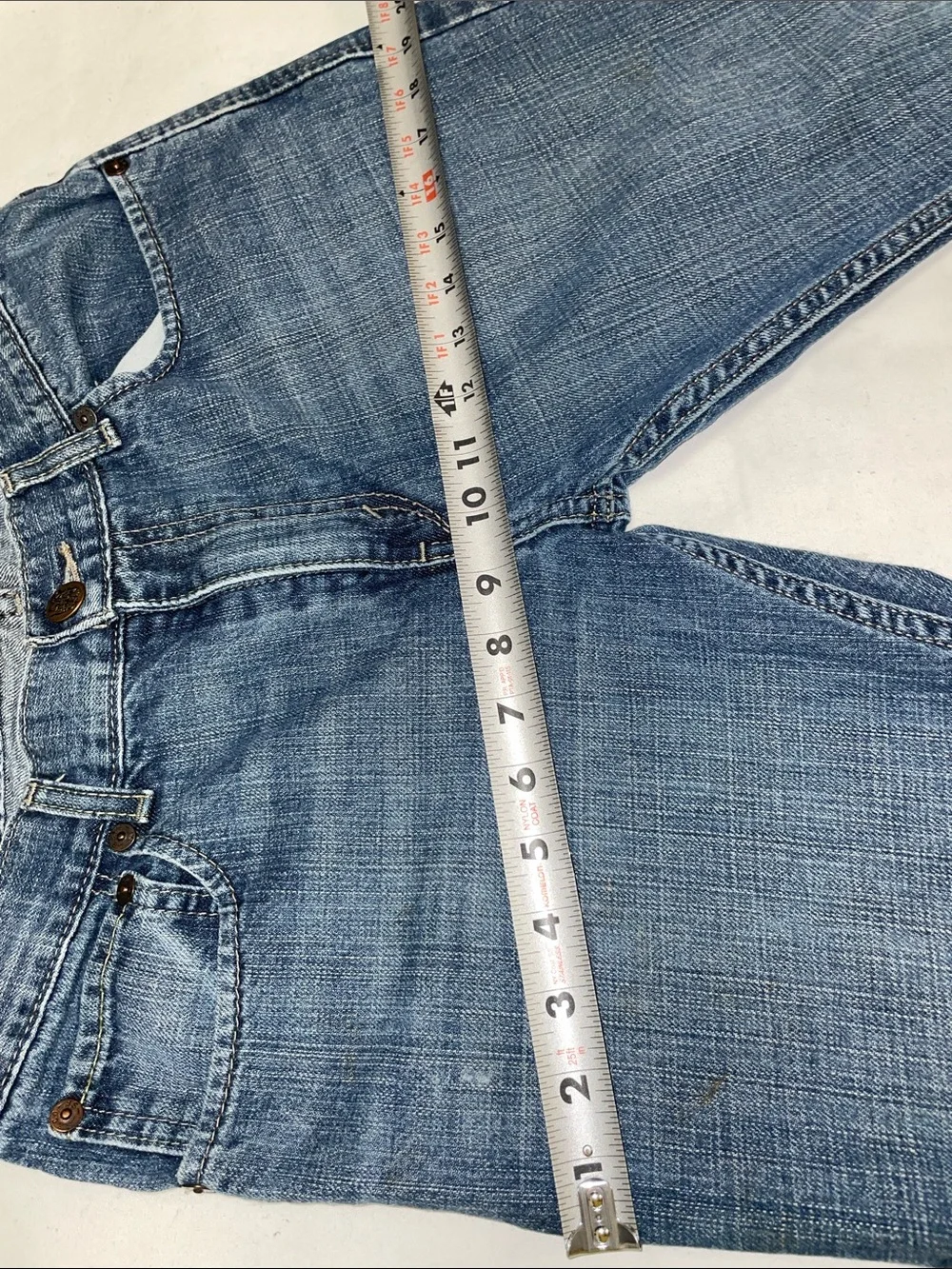 Levis men’s authentic